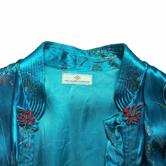 Vintage Traditional Hong Kong Hand-tailored silk robe - Picture 2 of 12